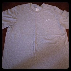 nwot. XL Nike Tee.